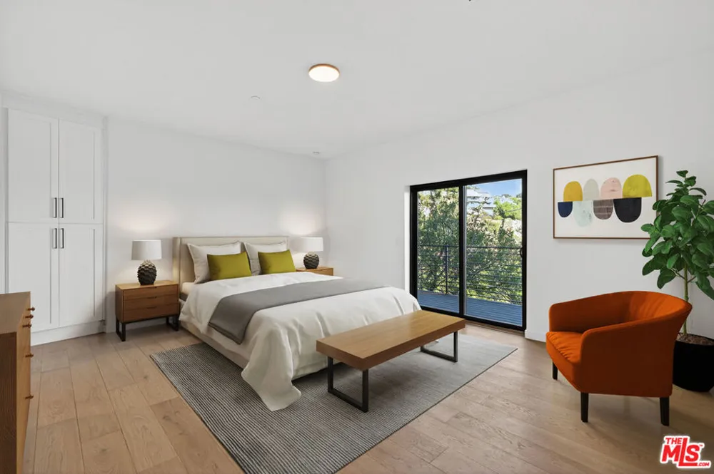 8366 Hillcroft Drive West Hills, CA 91304