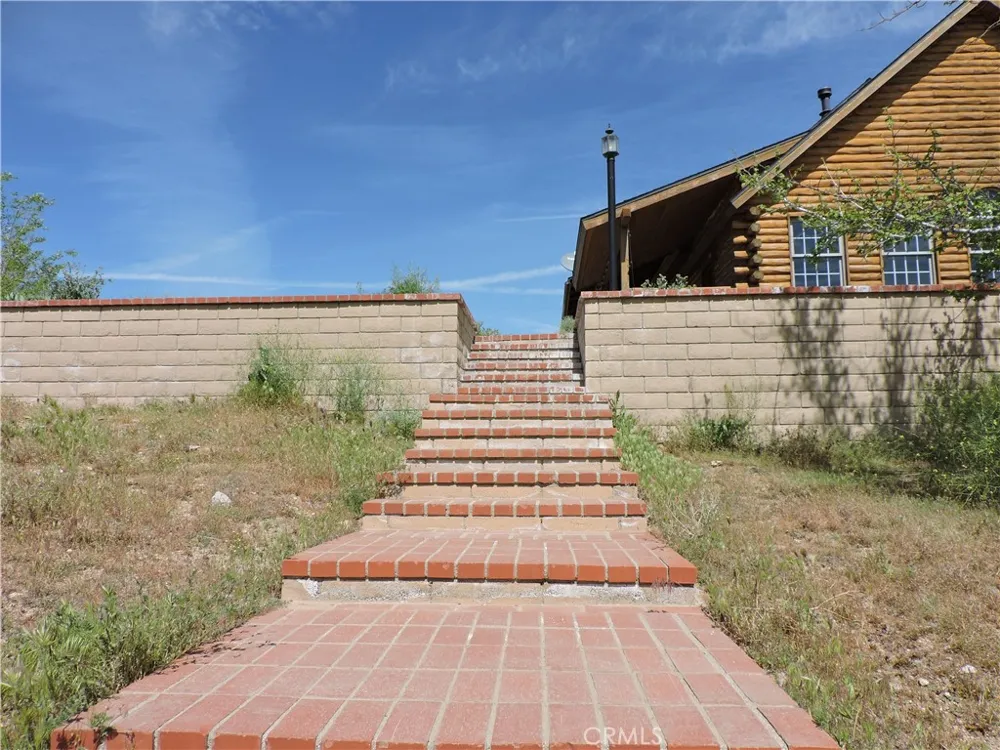 5480 Sunnyslope Phelan, CA 92371