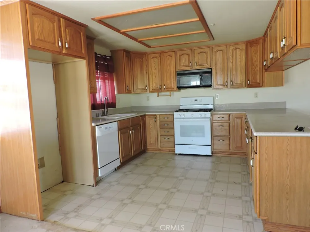 5480 Sunnyslope Phelan, CA 92371