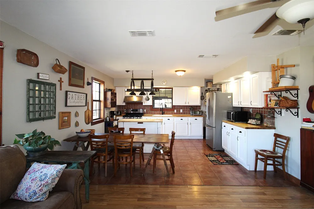 4776 NE County Road 2120 Road Talco, TX 75487