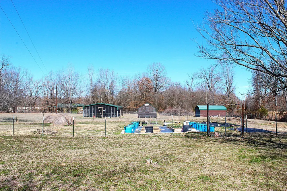 4776 NE County Road 2120 Road Talco, TX 75487