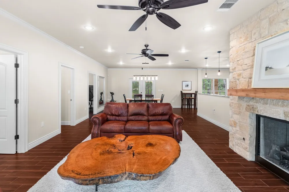 592 RS County Road 1151 Emory, TX 75440