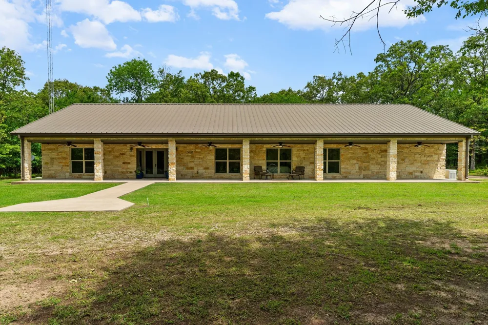 592 RS County Road 1151 Emory, TX 75440