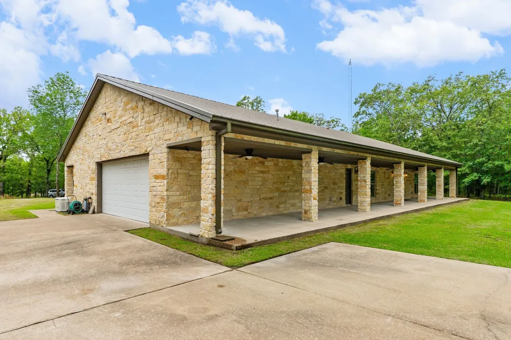 592 RS County Road 1151 Emory, TX 75440