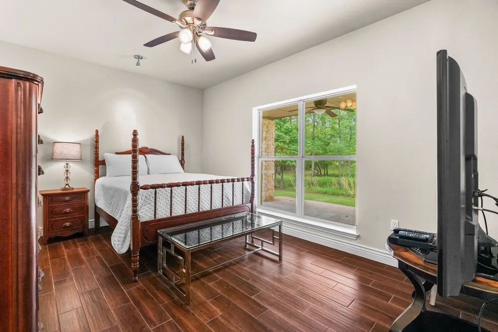 592 RS County Road 1151 Emory, TX 75440