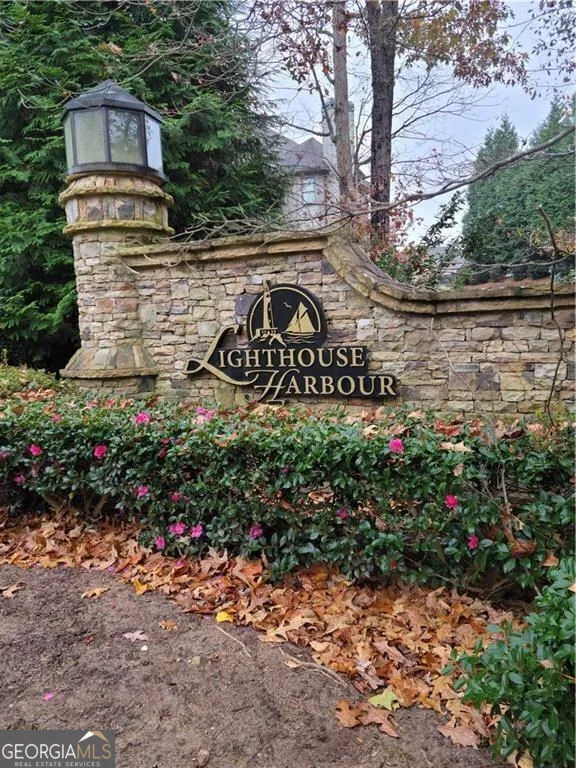 7208 Collins DR Cumming, GA 30041