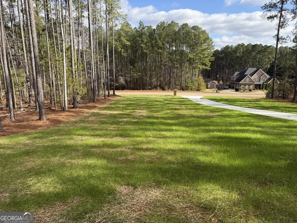35 Mattie CT Mansfield, GA 30055