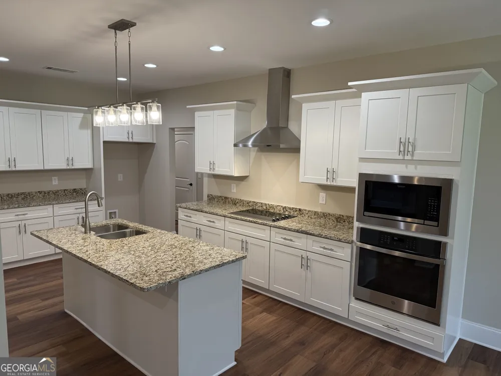 35 Mattie CT Mansfield, GA 30055