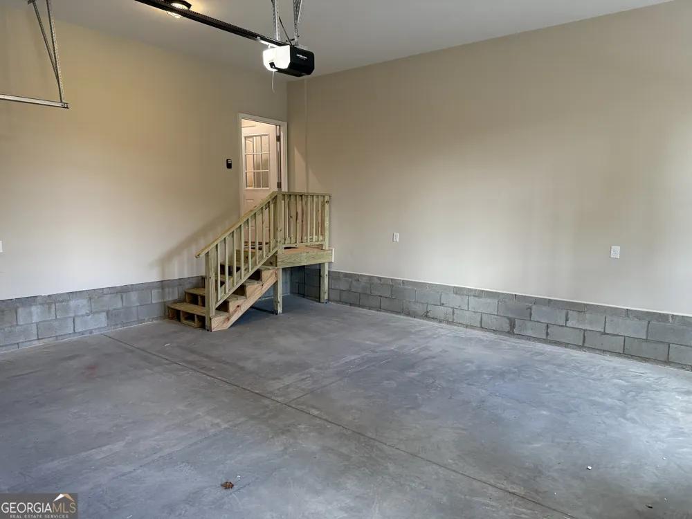 35 Mattie CT Mansfield, GA 30055