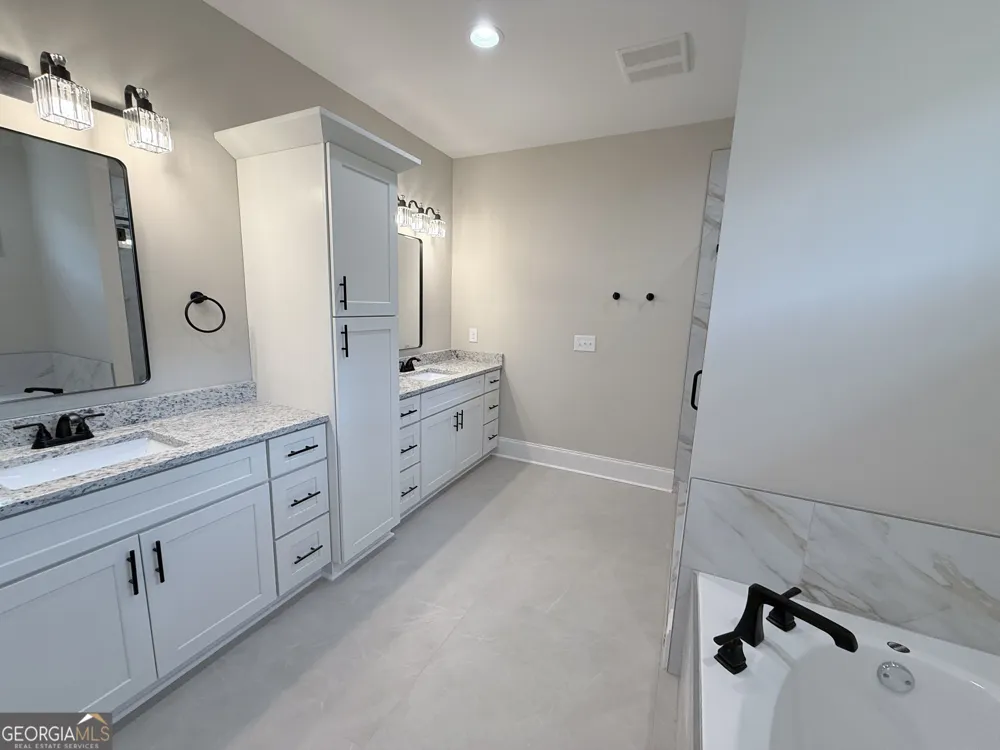 35 Mattie CT Mansfield, GA 30055