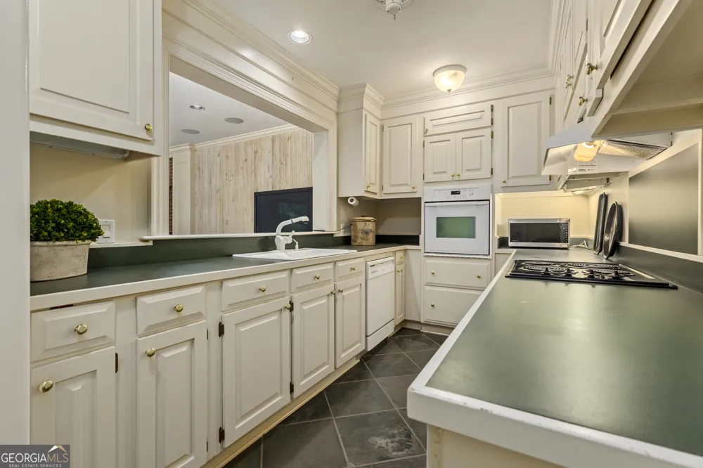 2695 LEE ROAD 344 Salem, AL 36874