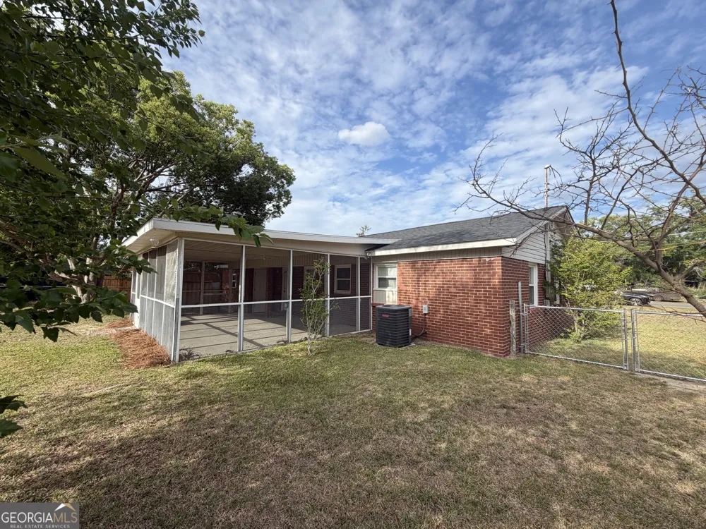 91 Wilson ST Hazlehurst, GA 31539