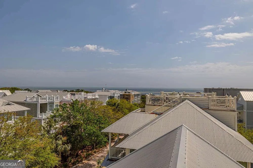 17 Sea Oats LN St. Simons, GA 31522