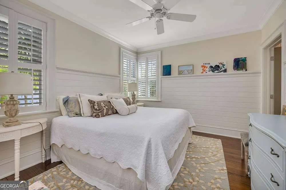 17 Sea Oats LN St. Simons, GA 31522