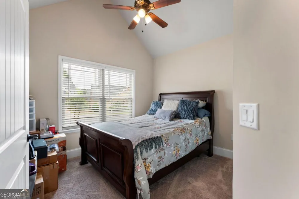 6 William DR NE White, GA 30184