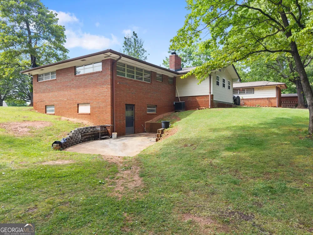 4508 Dicks Hill PKWY Mount Airy, GA 30563