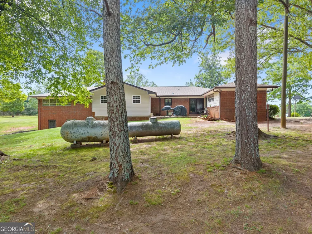 4508 Dicks Hill PKWY Mount Airy, GA 30563