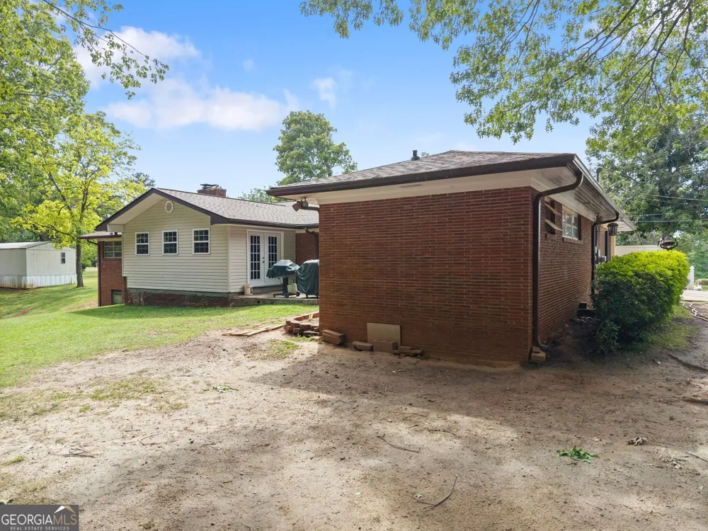 4508 Dicks Hill PKWY Mount Airy, GA 30563