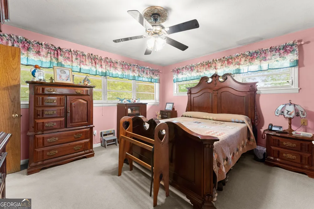 4508 Dicks Hill PKWY Mount Airy, GA 30563