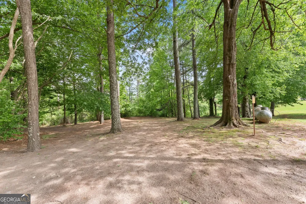 4508 Dicks Hill PKWY Mount Airy, GA 30563