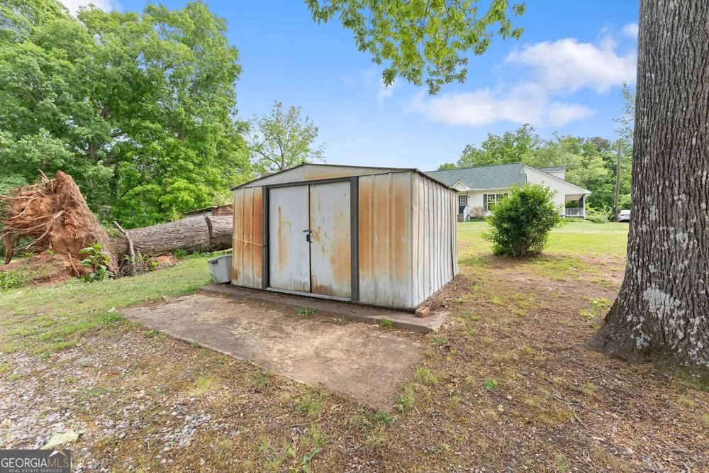 4508 Dicks Hill PKWY Mount Airy, GA 30563