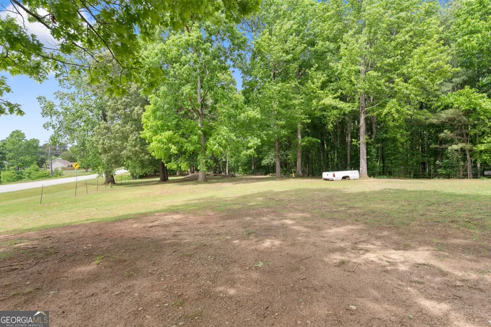 4508 Dicks Hill PKWY Mount Airy, GA 30563