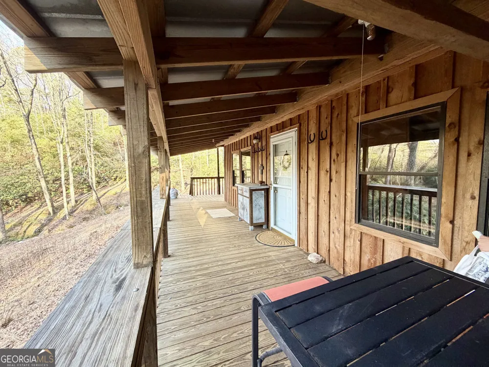 881 Mule Branch RD Helen, GA 30545