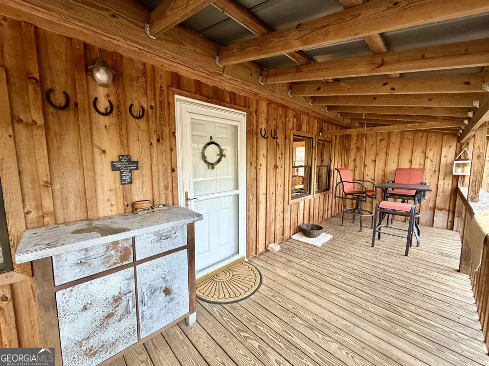 881 Mule Branch RD Helen, GA 30545