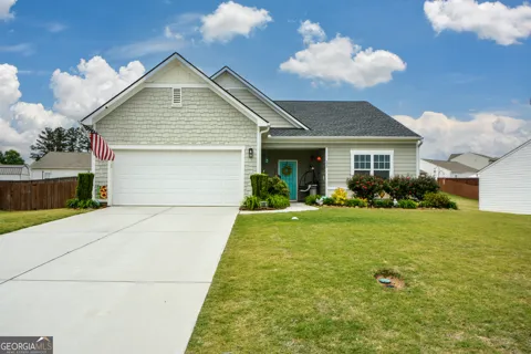 233 Trail Winds DR