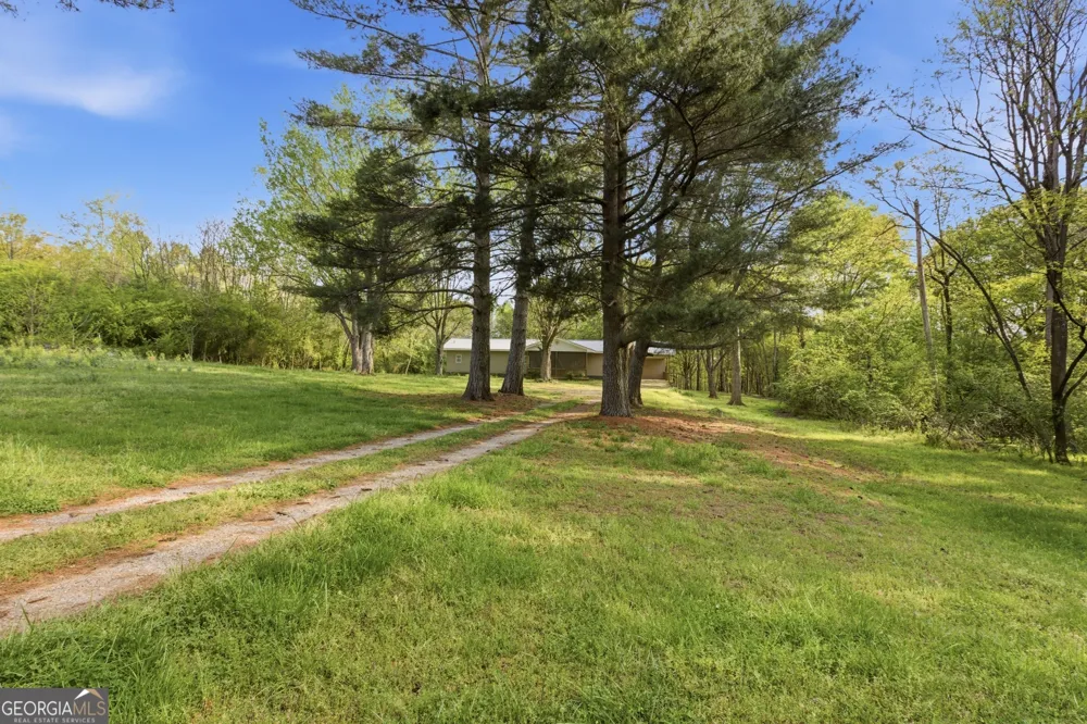 6668 Belton Bridge RD Lula, GA 30554