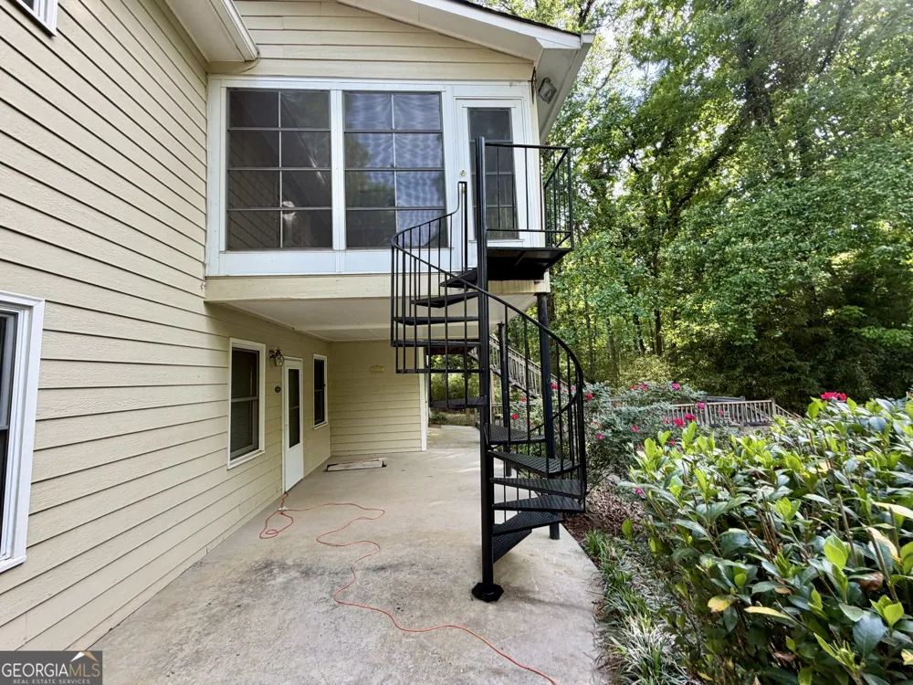 8518 Downs RD Winston, GA 30187