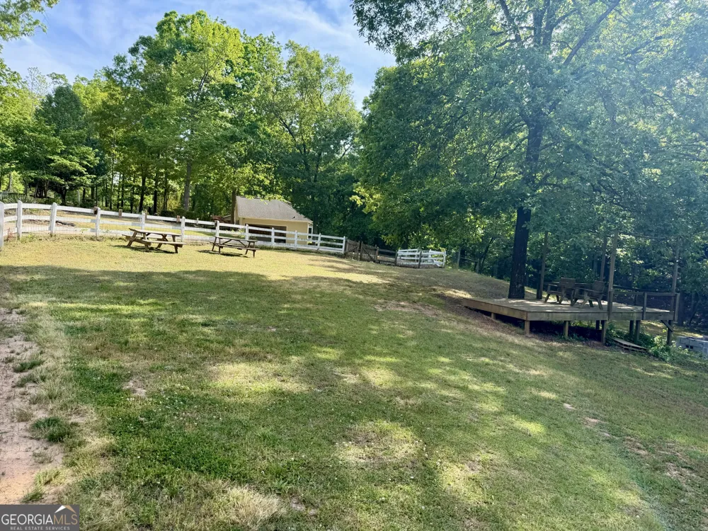 8518 Downs RD Winston, GA 30187
