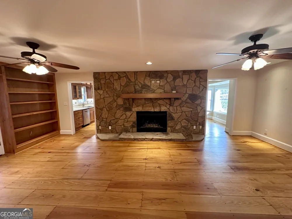 8518 Downs RD Winston, GA 30187