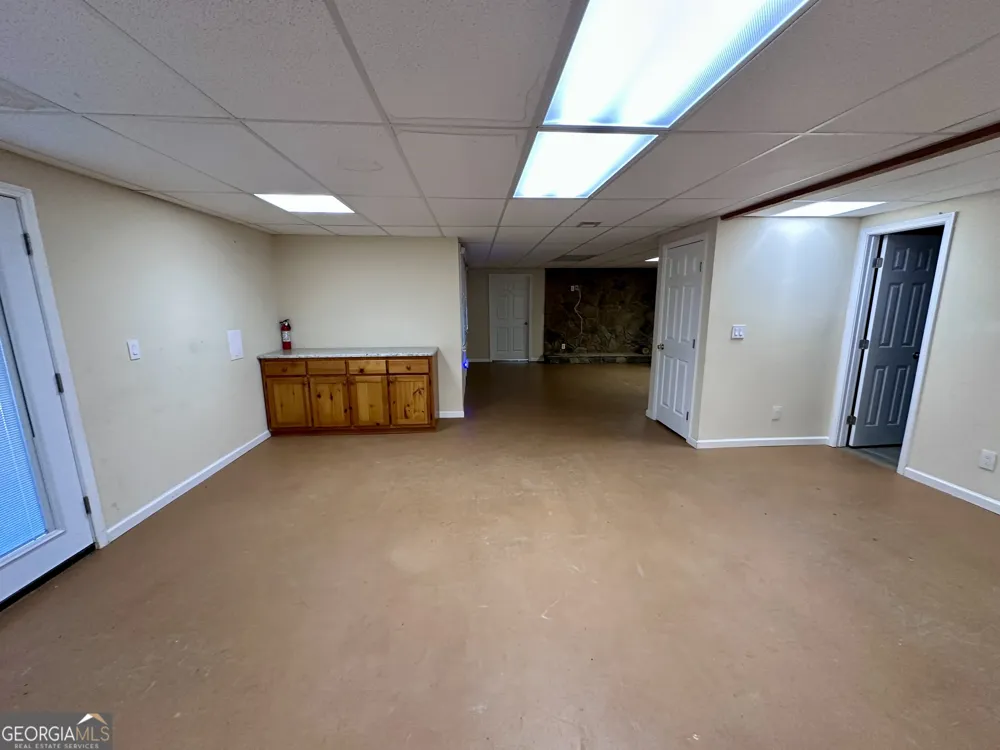 8518 Downs RD Winston, GA 30187