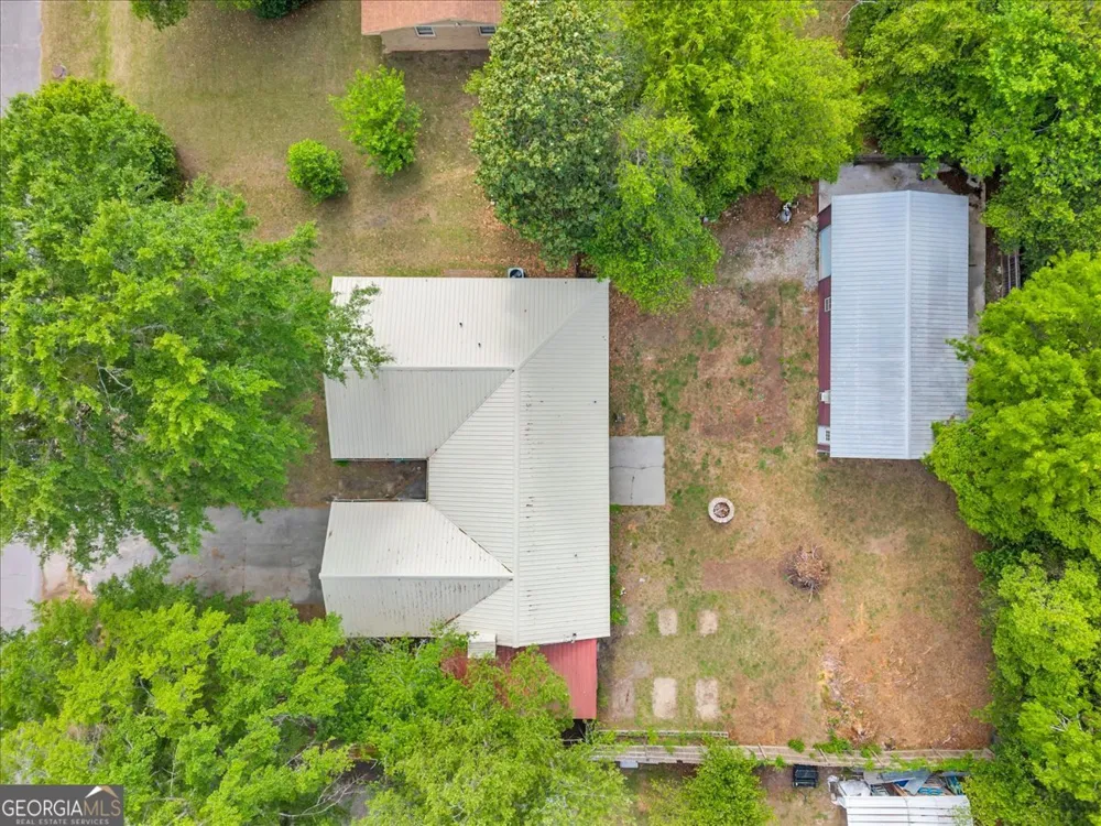 111 Weaver RD Warner Robins, GA 31093