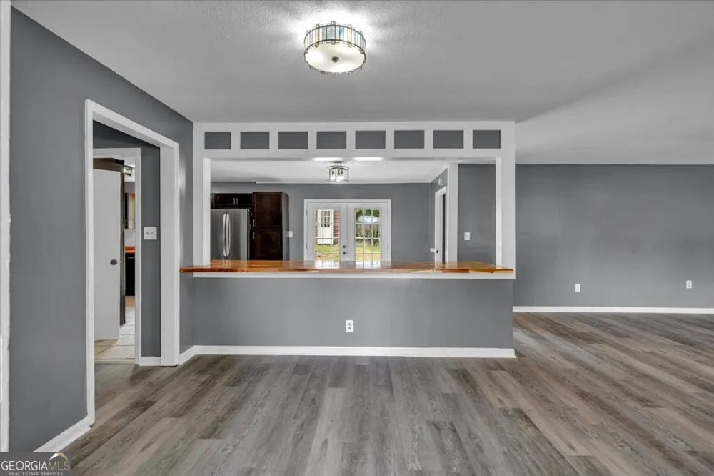 111 Weaver RD Warner Robins, GA 31093