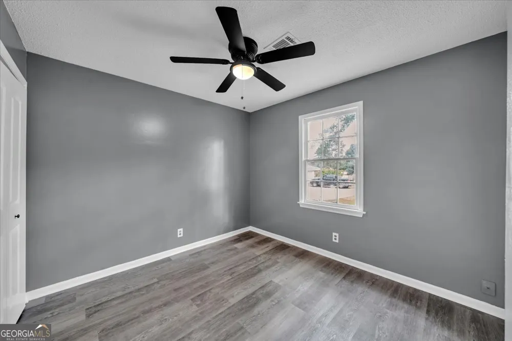 111 Weaver RD Warner Robins, GA 31093