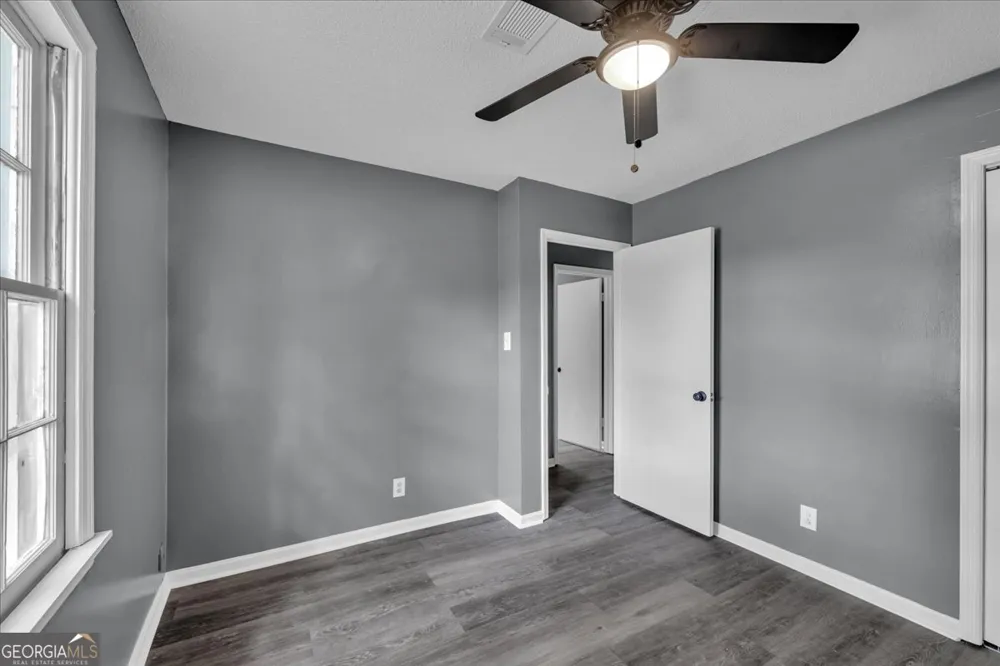 111 Weaver RD Warner Robins, GA 31093
