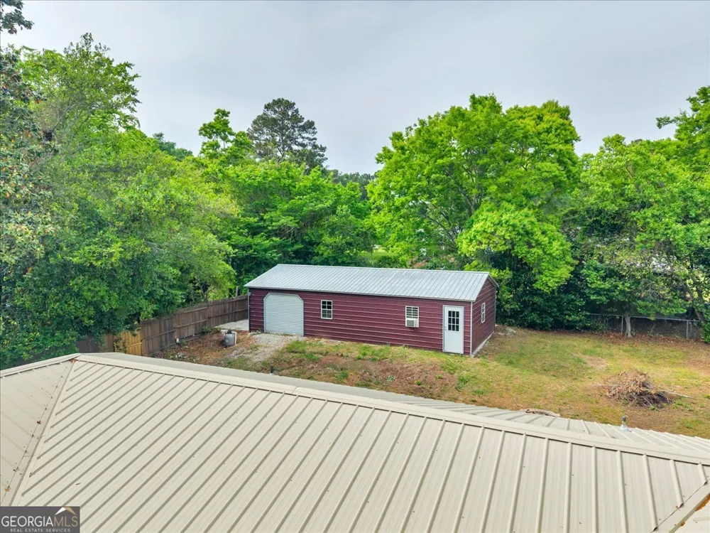 111 Weaver RD Warner Robins, GA 31093