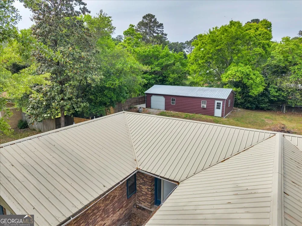 111 Weaver RD Warner Robins, GA 31093