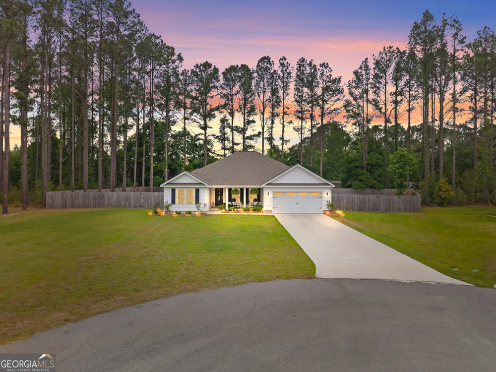 343 Tallulah BND Ellabell, GA 31308