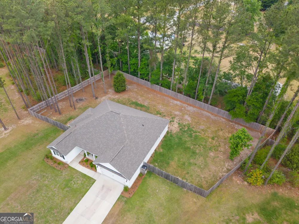 343 Tallulah BND Ellabell, GA 31308