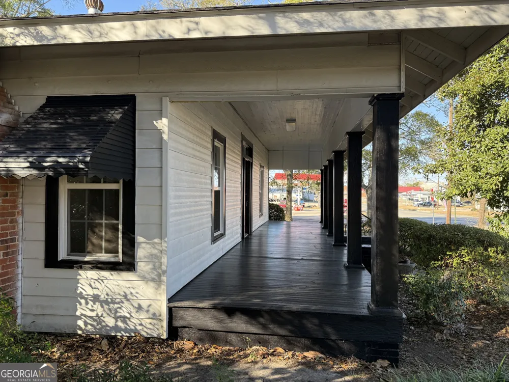 1358 1st AVE Rochelle, GA 31079