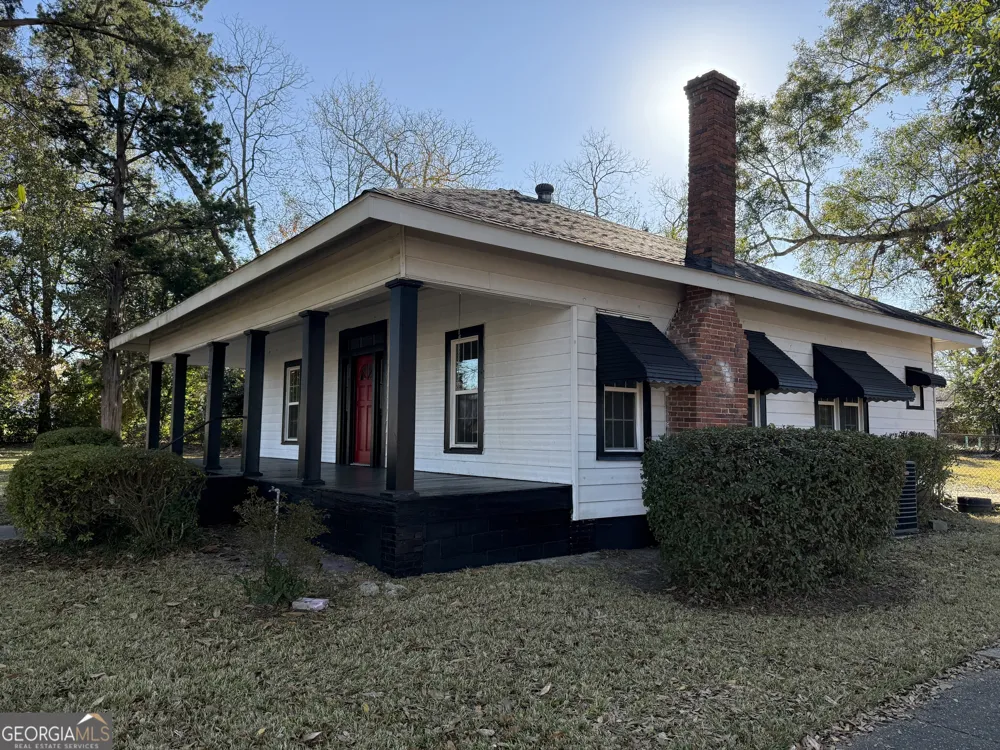 1358 1st AVE Rochelle, GA 31079