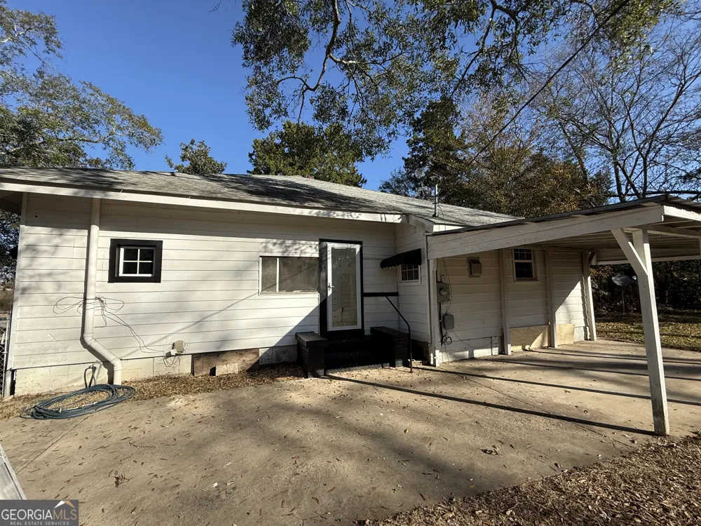 1358 1st AVE Rochelle, GA 31079