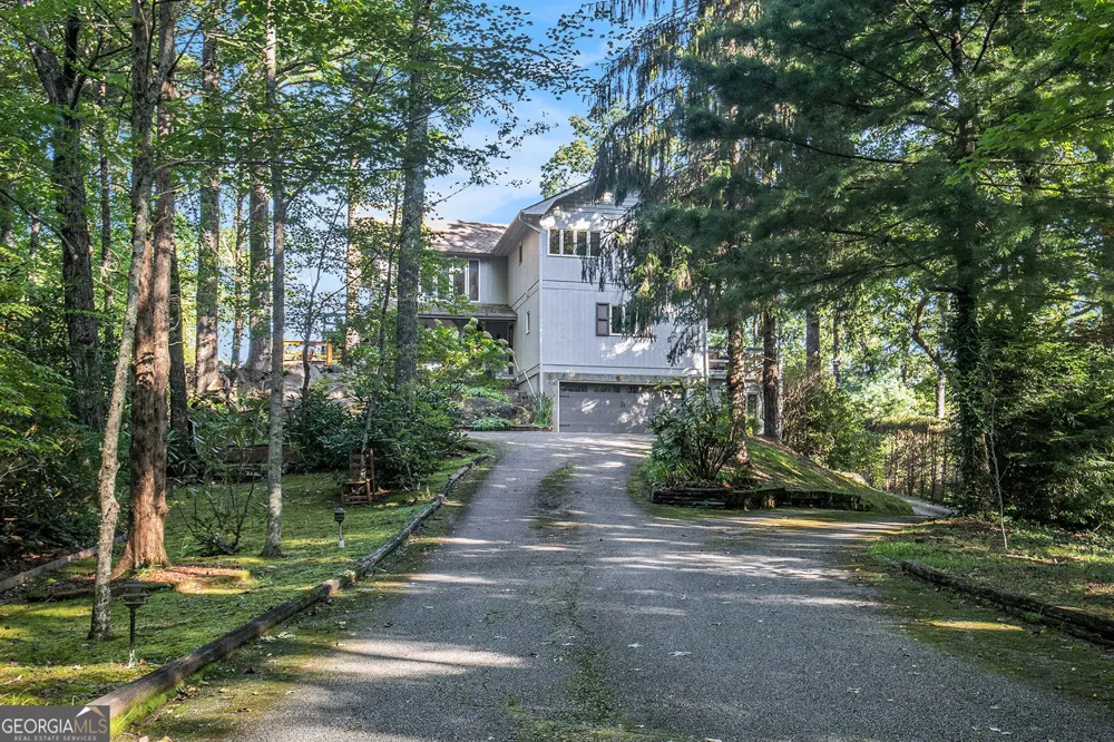 388 Alex Mountain DR Sky Valley, GA 30537