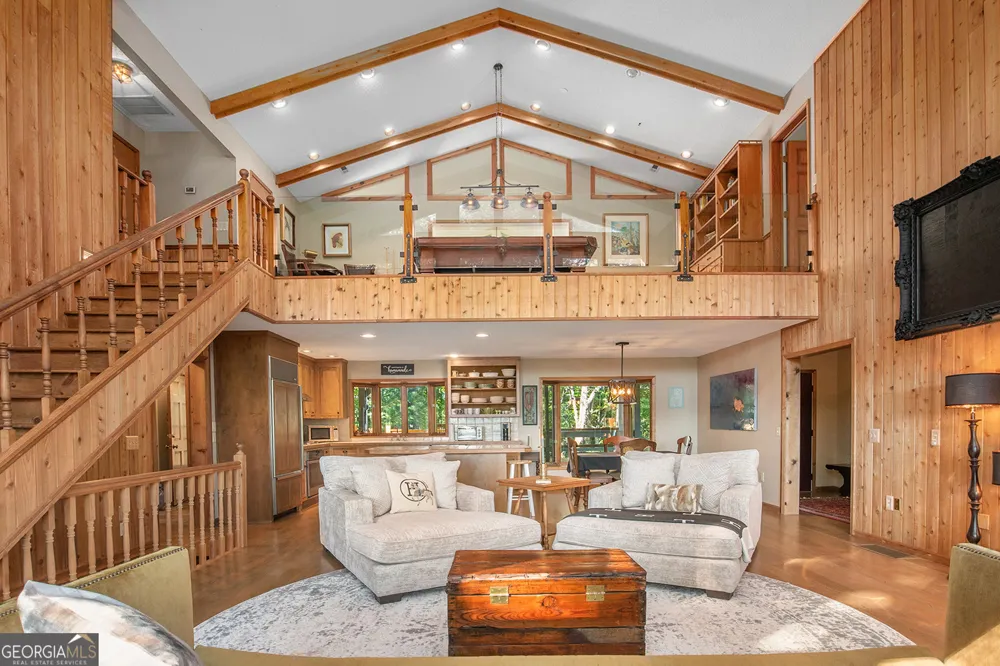 388 Alex Mountain DR Sky Valley, GA 30537