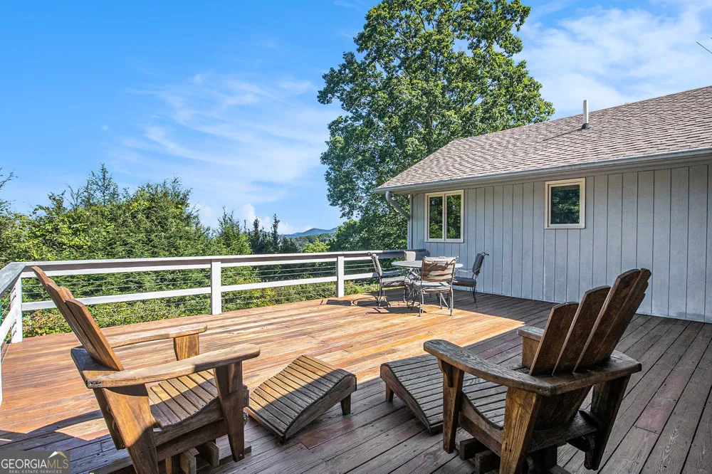 388 Alex Mountain DR Sky Valley, GA 30537