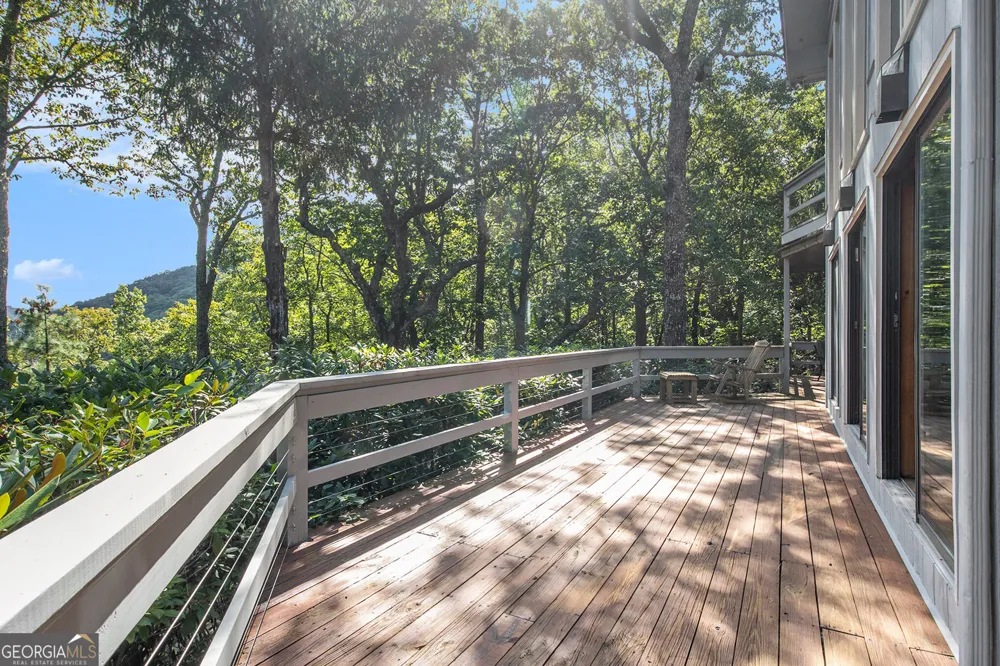 388 Alex Mountain DR Sky Valley, GA 30537