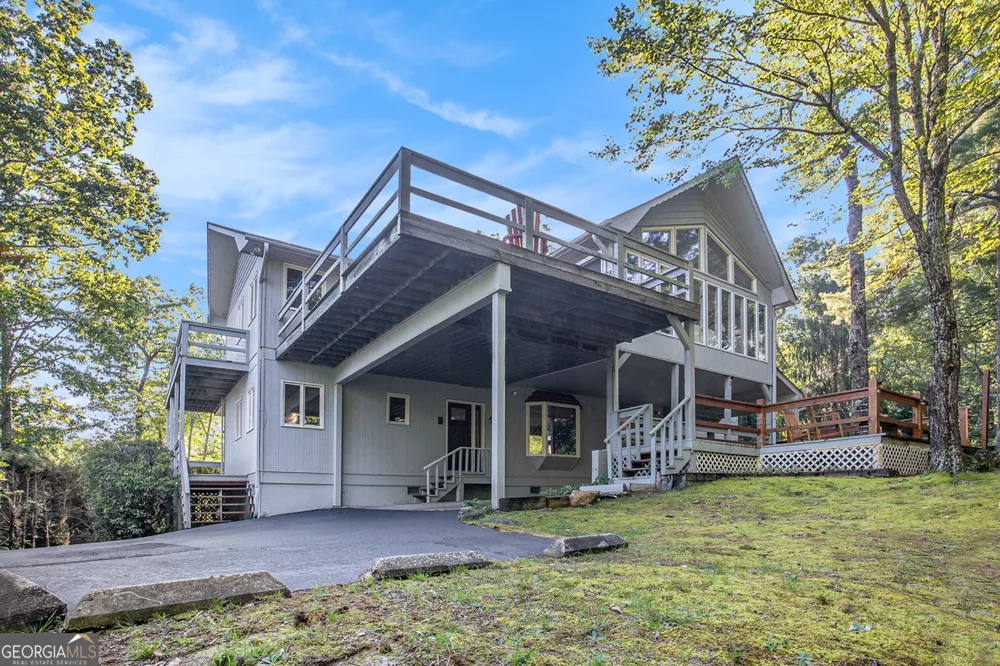 388 Alex Mountain DR Sky Valley, GA 30537